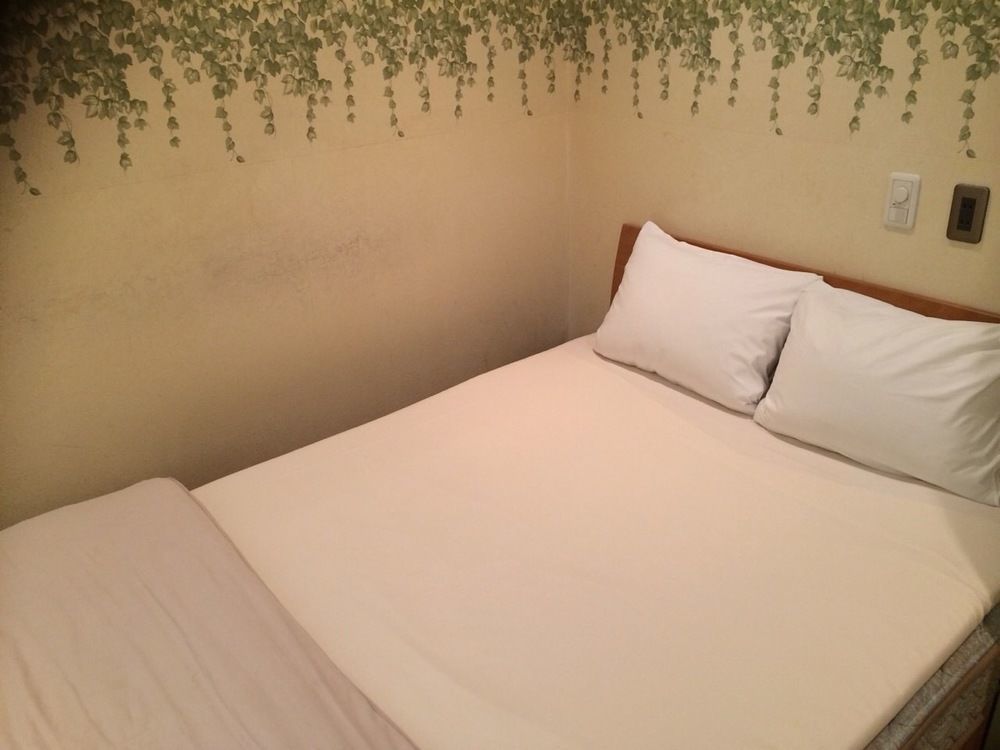 Uehonmachi Plaza Hotel (Adults Only) Osaka Ngoại thất bức ảnh