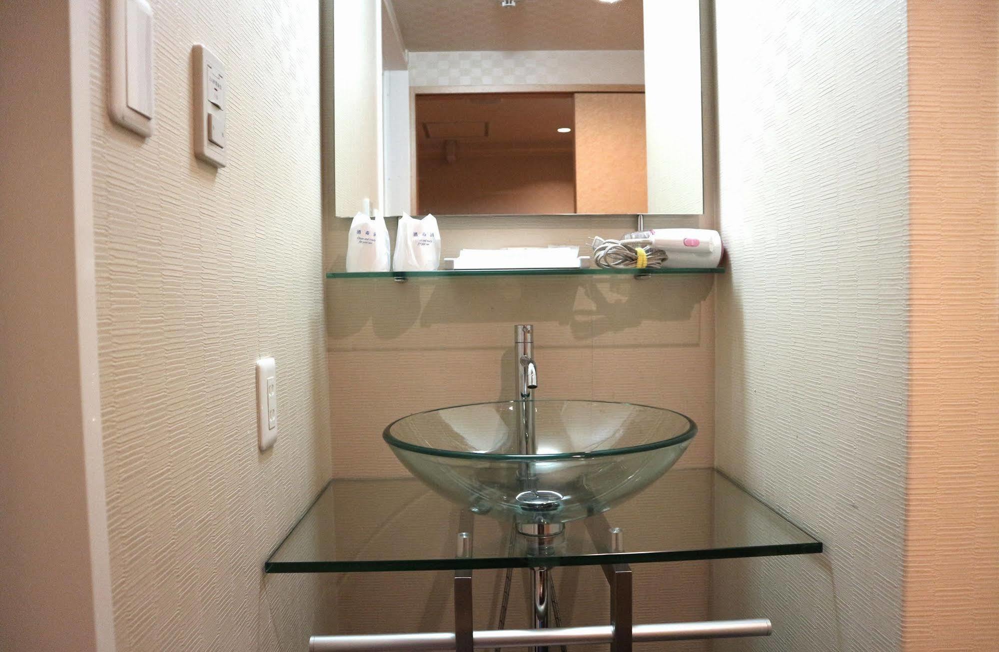 Uehonmachi Plaza Hotel (Adults Only) Osaka Ngoại thất bức ảnh